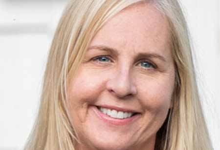 Unlocking Progress in Medical Technology Through Educational Marketing